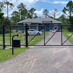 chain-link-entryway-gate-southern-gate-fence-naples-florida